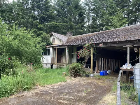 35009 Garoutte Rd, Cottage Grove, OR 97424
