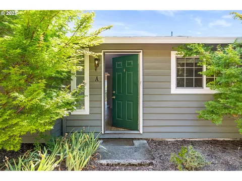 6654 SW Capitol Hwy, Portland, OR 97219