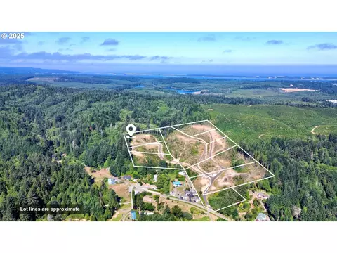 000 Trail Ln #1201, Coos Bay, OR 97420