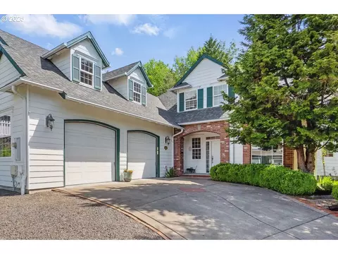 15095 NW Countryside Ct, Portland, OR 97229