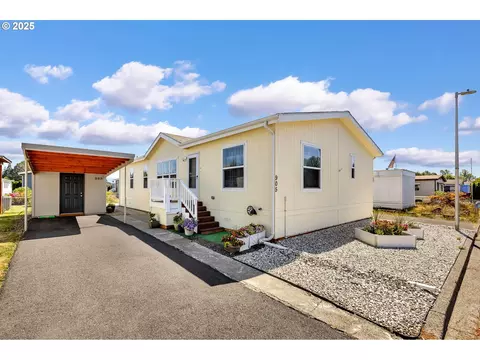 300 SW 7th Ave # 905, Battle Ground, WA 98604