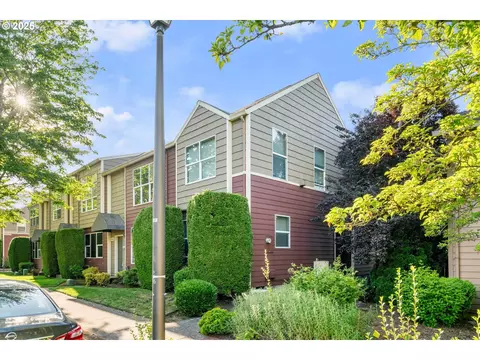 15745 NE Beech St, Portland, OR 97230