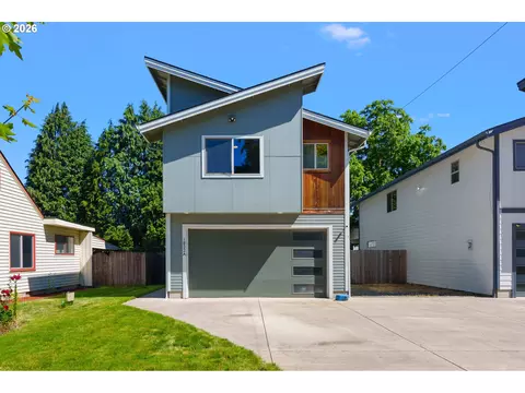 1822 E 33rd St #A, Vancouver, WA 98663