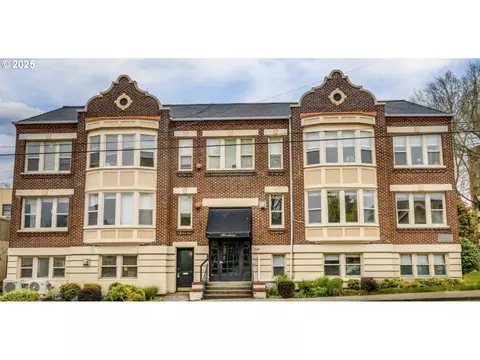 1529 SE Hawthorne Blvd #1, Portland, OR 97214