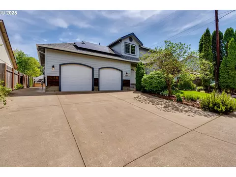 3493 Kendra St, Eugene, OR 97404