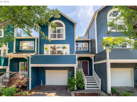 3540 S Corbett Ave, Portland, OR 97239