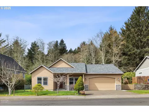 4555 NE Tide Ave, Lincoln City, OR 97367