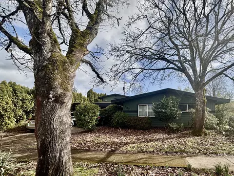 1137 NW Dixon St, Corvallis, OR 97330