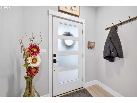 Entry Way - 2907 S Heather St, Cornelius, OR 97113 photo 1 of 3