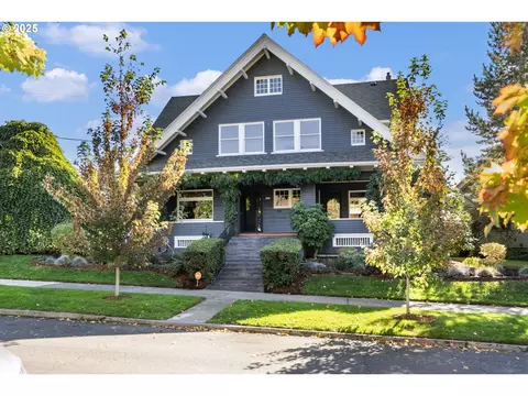 1836 SE Locust Ave, Portland, OR 97214