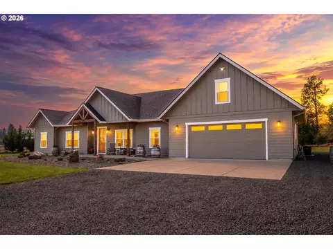 24883 Suttle Rd, Elmira, OR 97437