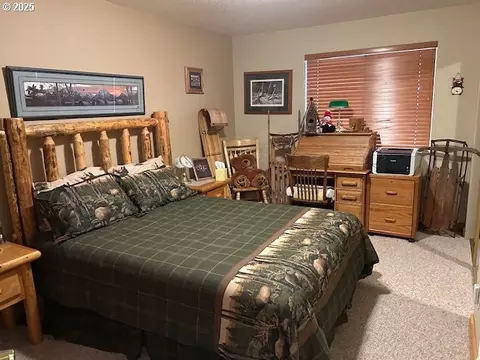 139957 Pine Creek Loop, Crescent Lake, OR 97733 photo 20