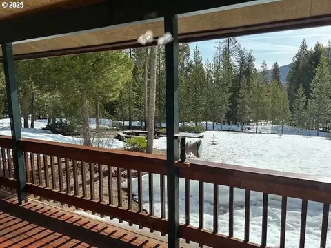 139957 Pine Creek Loop, Crescent Lake, OR 97733 photo 17