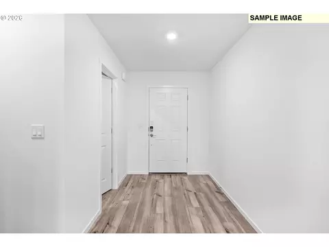 5735 Durst St, Eugene, OR 97402 photo 3