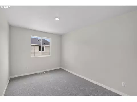 Bedroom - 3683 SW Knapp Dr, Gresham, OR 97080 photo 2 of 2