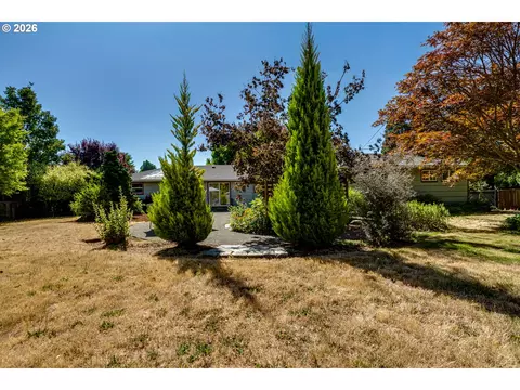 Exterior - 280 Regal Ct, Eugene, OR 97401 photo 7 of 7