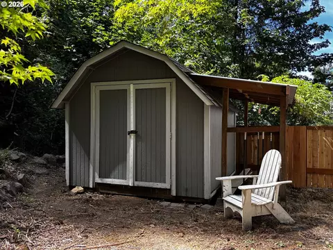 Other - 867 S 71st St, Springfield, OR 97478 photo 11 of 13
