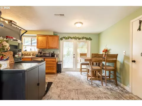 Other - 109 Oak St, Amity, OR 97101 photo 4 of 7