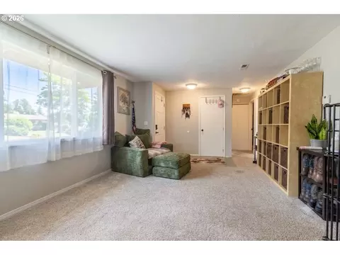 Living - 109 Oak St, Amity, OR 97101 photo 1 of 3