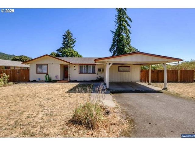 109 Oak St, Amity, OR 97101