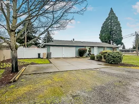 145 N 4th St, Lebanon, OR 97355