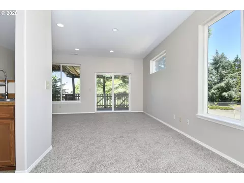 Living - 1703 NW Division St, Gresham, OR 97030 photo 1 of 6