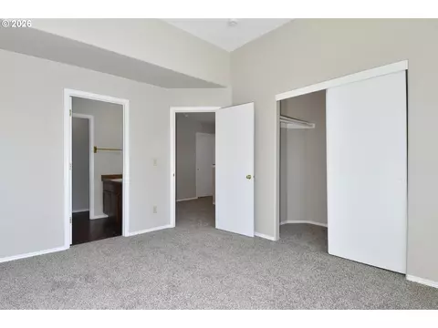 Bedroom - 1703 NW Division St, Gresham, OR 97030 photo 1 of 6