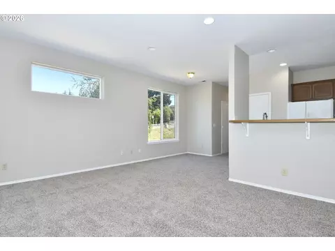 Living - 1703 NW Division St, Gresham, OR 97030 photo 3 of 6