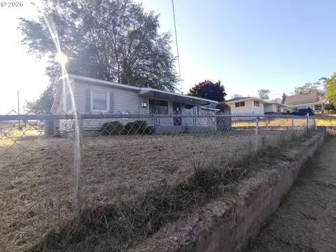 Exterior - 103 Bidwell St, Moro, OR 97039 photo 1 of 2
