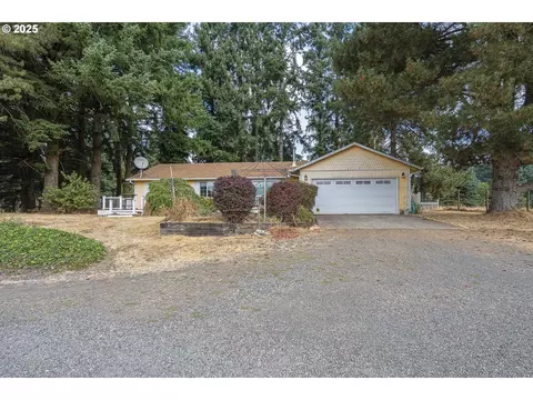 16775 NE Fairview Dr, Dundee, OR 97115
