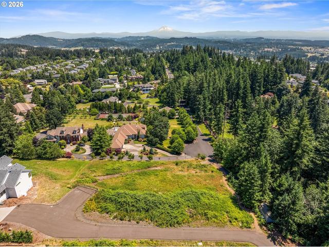 13733 SE Aldridge Rd, Happy Valley, OR 97086