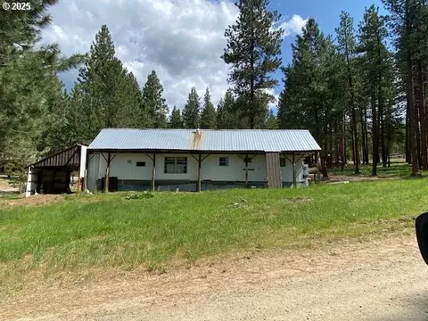 528 Aurburn St, Sumpter, OR 97877