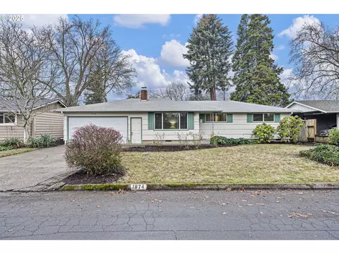 1874 Alderwood St, Eugene, OR 97404