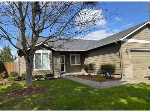 1427 Trent Ave, Keizer, OR 97303