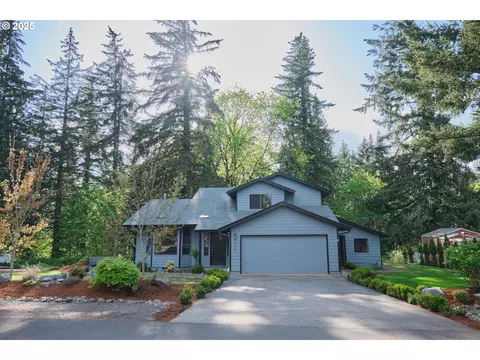 5853 Timber Ridge Dr, Salem, OR 97317