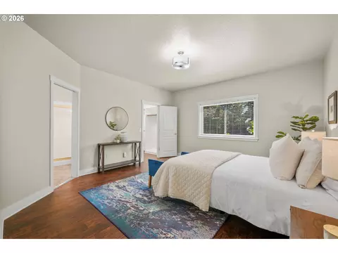 Bedroom - 3298 Saint Thomas St, Eugene, OR 97408 photo 1 of 10