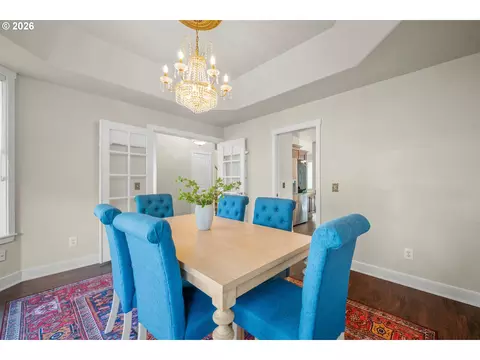 Dining - 3298 Saint Thomas St, Eugene, OR 97408 photo 1 of 5