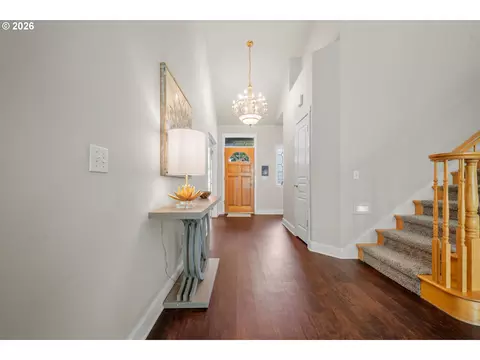 Entry Way - 3298 Saint Thomas St, Eugene, OR 97408 photo 1 of 2