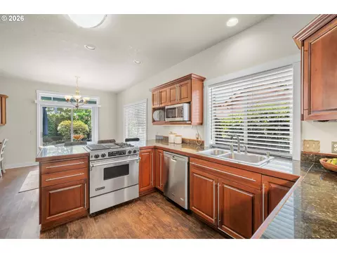 Kitchen - 3298 Saint Thomas St, Eugene, OR 97408 photo 1 of 4
