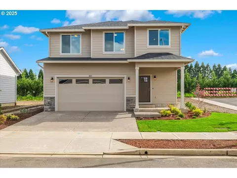 803 E Wilson St, Carlton, OR 97111