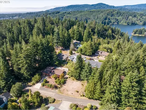 view loop, Florence, OR 97439