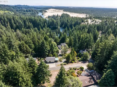 view loop, Florence, OR 97439 photo 12