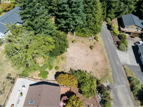 view loop, Florence, OR 97439 photo 2