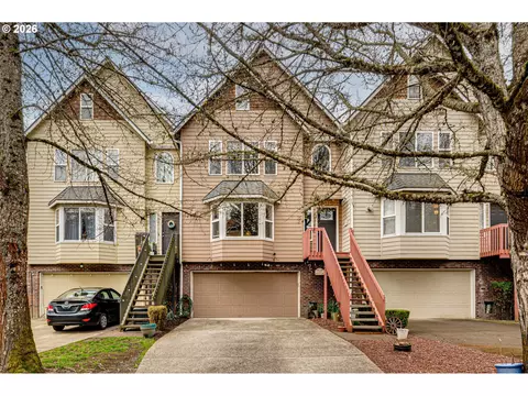 75 River Rock Ln #F, Woodland, WA 98674