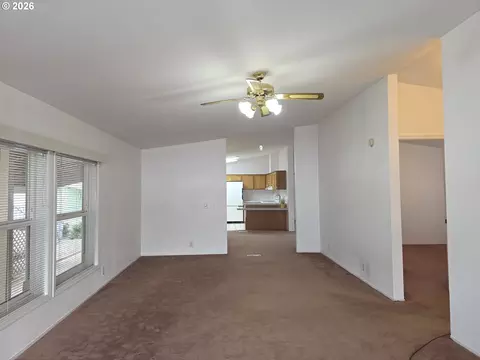 Living - 1949 SE Palmquist Rd, Gresham, OR 97080 photo 3 of 5
