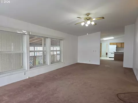 Living - 1949 SE Palmquist Rd, Gresham, OR 97080 photo 2 of 5