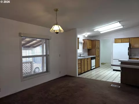 Dining - 1949 SE Palmquist Rd, Gresham, OR 97080 photo 1 of 1