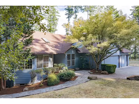 Exterior - 28323 NE 48th Way, Camas, WA 98607 photo 4 of 14