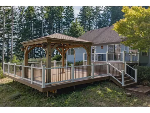Exterior - 28323 NE 48th Way, Camas, WA 98607 photo 6 of 14