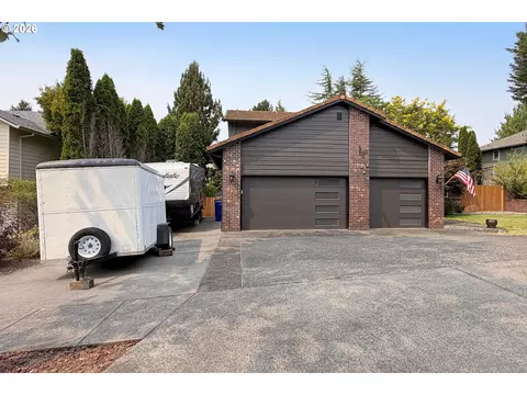 Other - 1067 SE Dogwood Ln, Gresham, OR 97080 photo 1 of 11